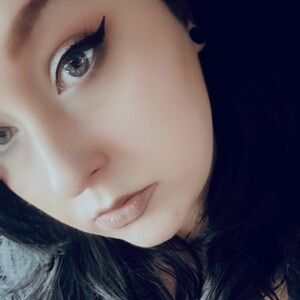 Meet your Posher, Jesiyka